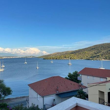 Apartman Jukic Marina Exterior foto