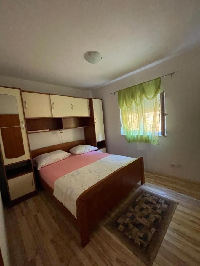 Apartman Jukic Marina Exterior foto