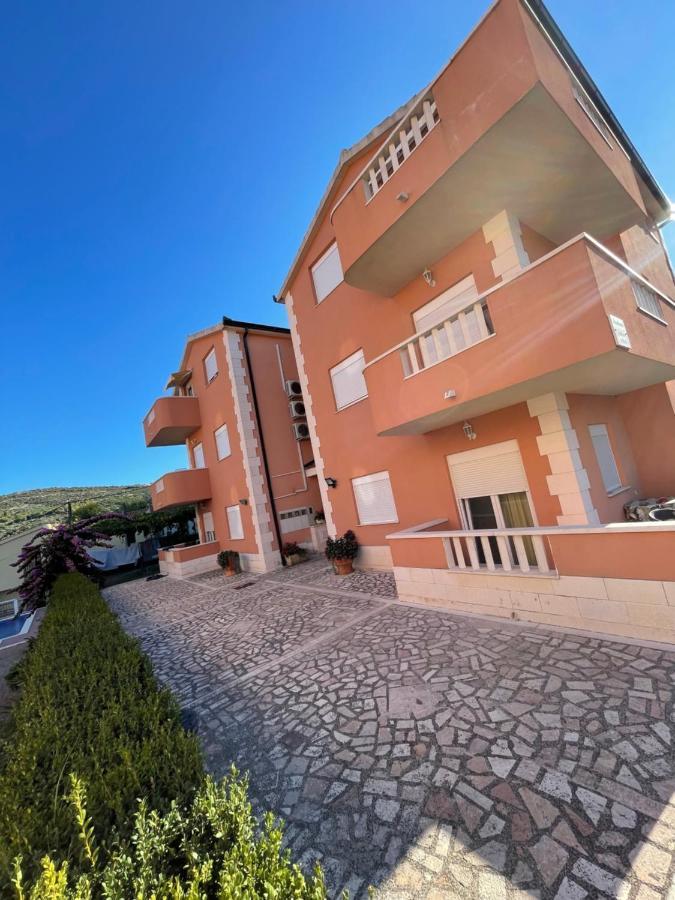 Apartman Jukic Marina Exterior foto