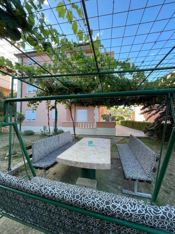 Apartman Jukic Marina Exterior foto