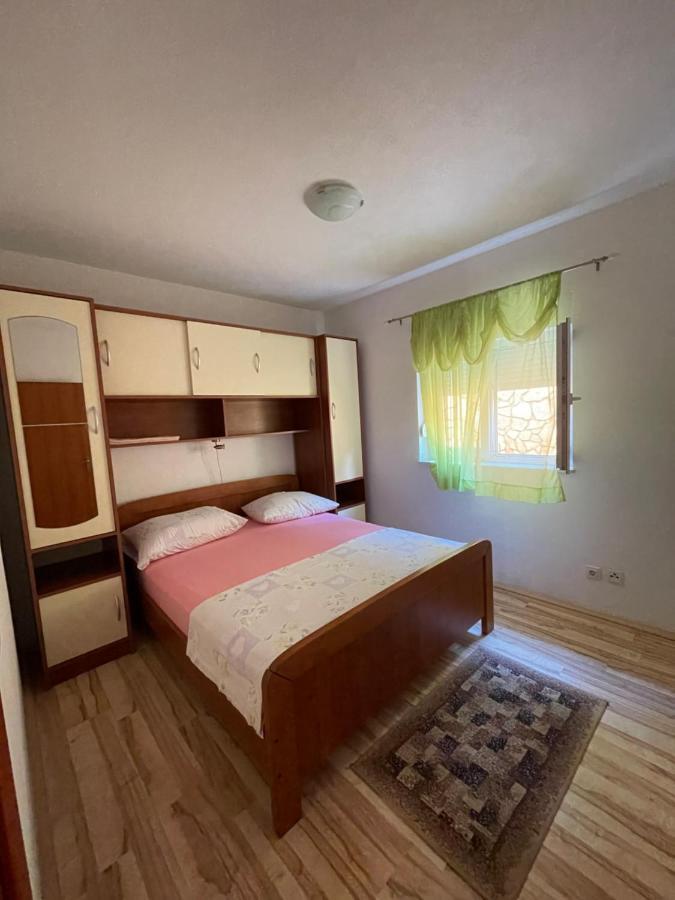 Apartman Jukic Marina Exterior foto