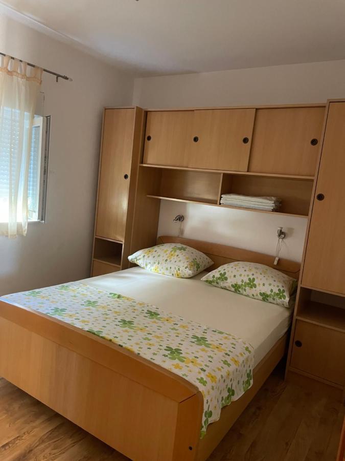 Apartman Jukic Marina Exterior foto