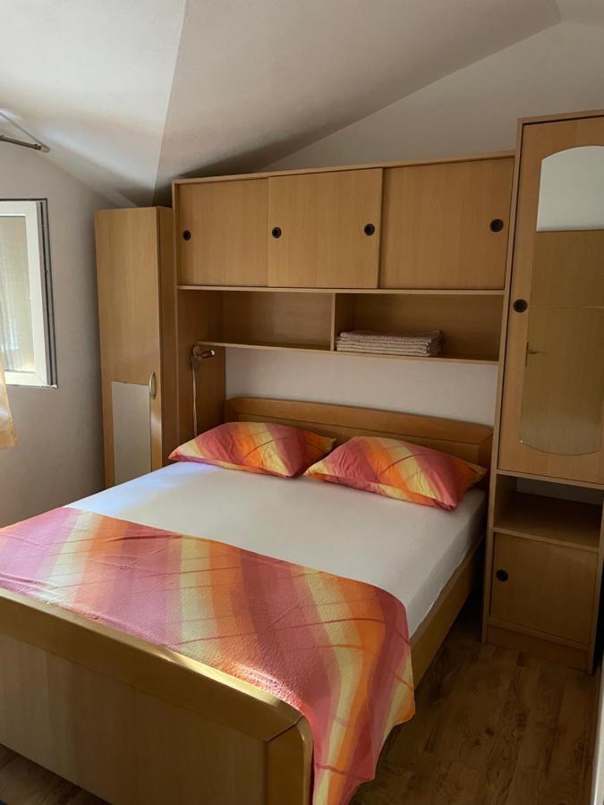 Apartman Jukic Marina Exterior foto