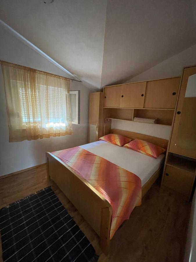 Apartman Jukic Marina Exterior foto