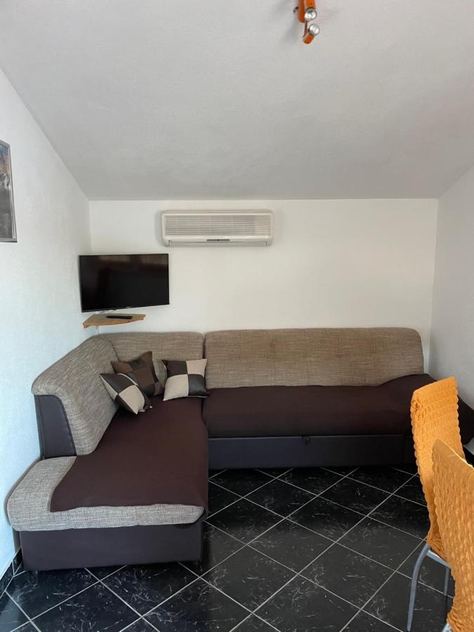 Apartman Jukic Marina Exterior foto