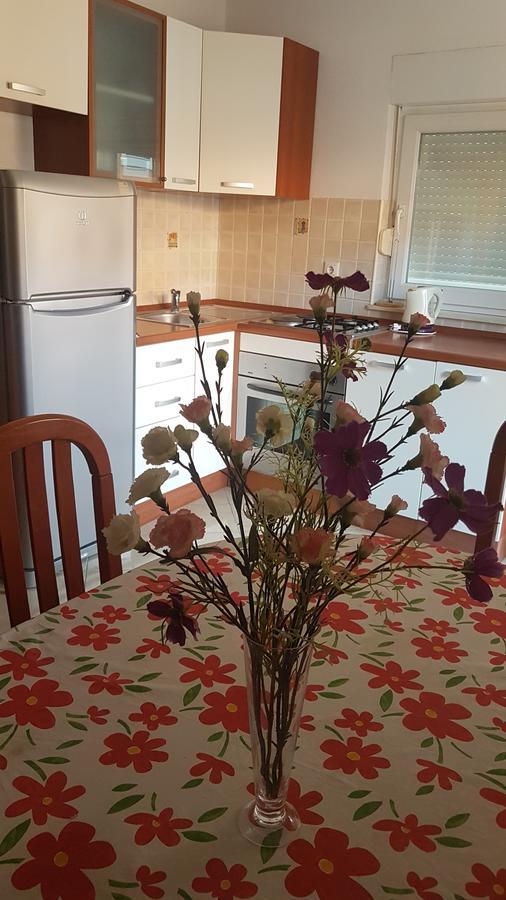 Apartman Jukic Marina Exterior foto